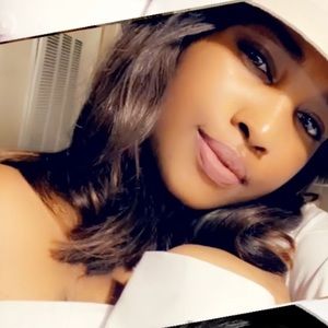 Meet your Posher, Sabria